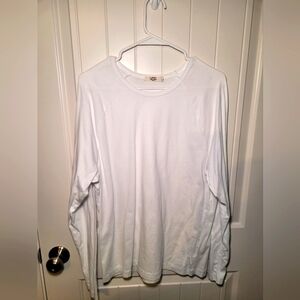 UGG long sleeve 100% cotton size medium